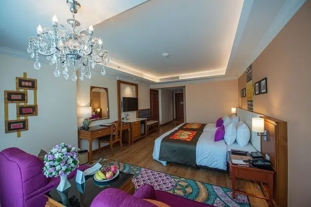 Premier Deluxe Room