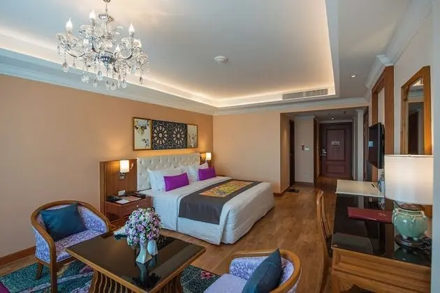 Premier Deluxe Room