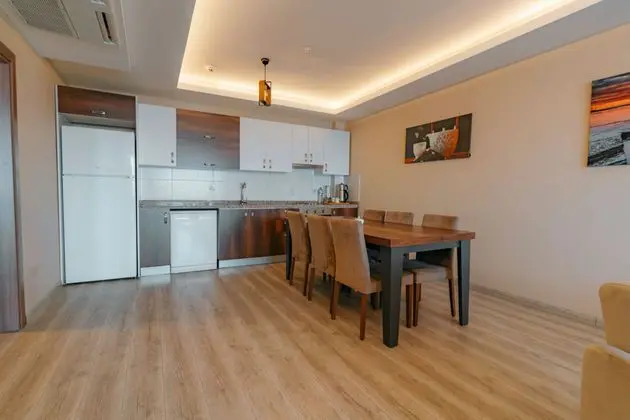 Supreme Standard Residence