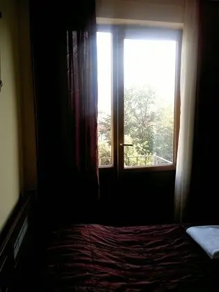 Economy Tek Büyük Yataklı Oda