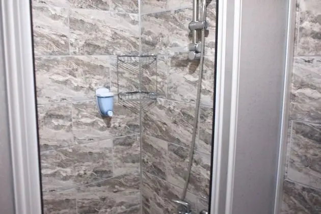 Economy Tek Büyük Yataklı Oda