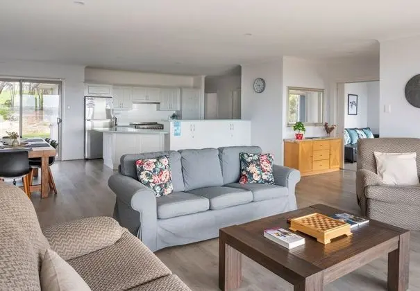 Panoramic Ev, 3 Yatak Odası, Engellilere Uygun, Koy Manzaralı (Amani House)