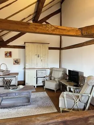 Family Tek Büyük Yataklı Oda