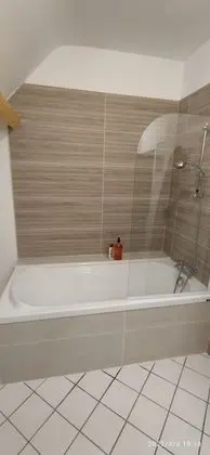 Tek Büyük Yataklı Oda (Pyrénées)