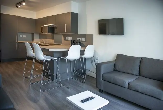 Classic Tek Büyük Yataklı Oda