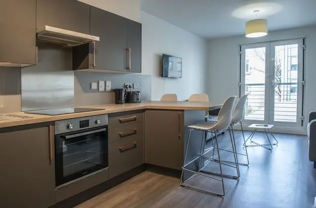 Classic Tek Büyük Yataklı Oda