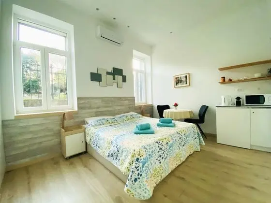 Tek Büyük Yataklı Oda