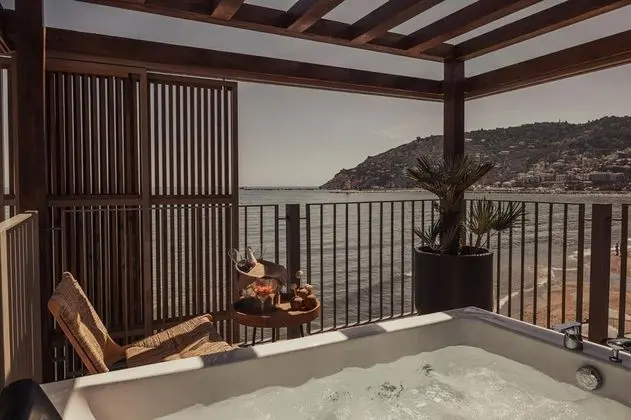 King Suite, Deniz Manzaralı, Balkonlu