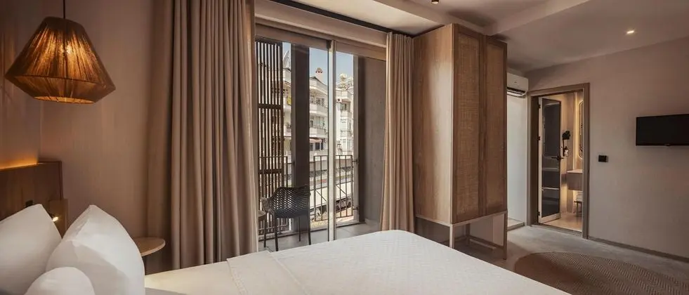 Standart Oda - Ek Bina, Deniz veya Kara Manzaralı