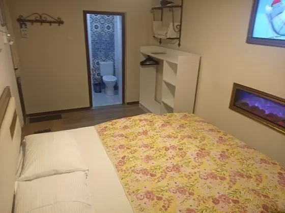 Business Tek Büyük Yataklı Oda, Avlu Manzaralı