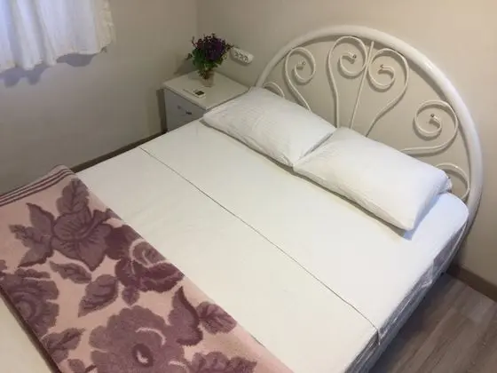Çift ​​kişilik Economy