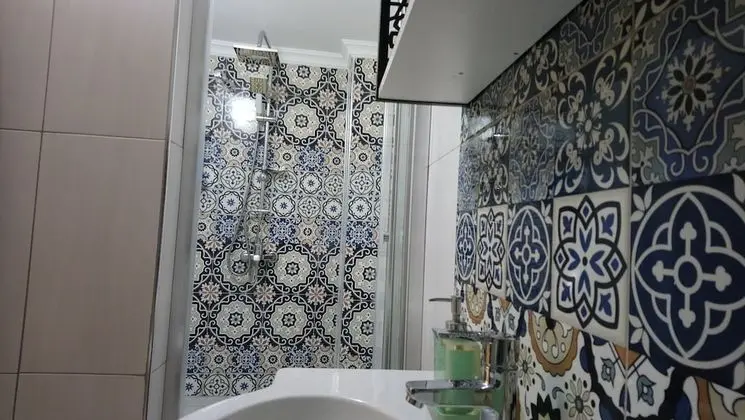 Family Oda, Avlu Manzaralı