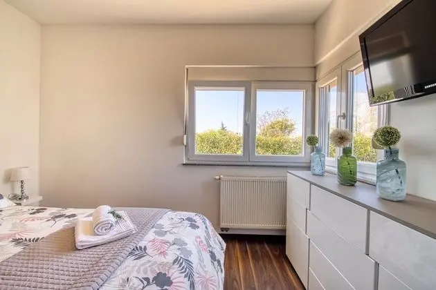 Design Villa, 5 Yatak Odası, Kişiye Özel Havuzlu, Bahçe Manzaralı