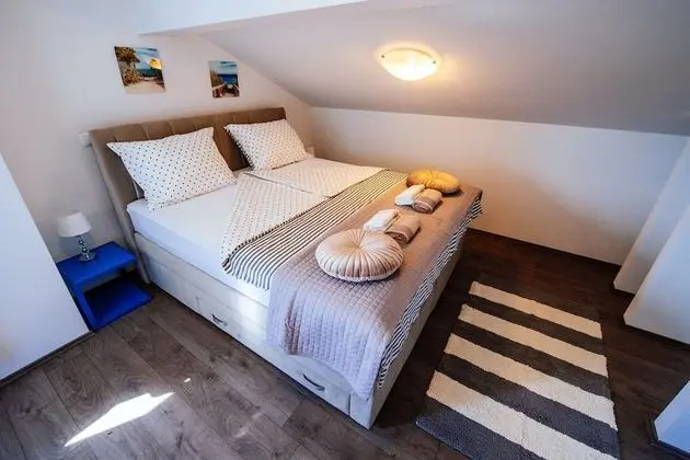 Design Villa, 5 Yatak Odası, Kişiye Özel Havuzlu, Bahçe Manzaralı