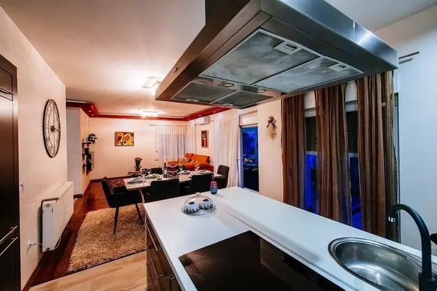 Design Villa, 5 Yatak Odası, Kişiye Özel Havuzlu, Bahçe Manzaralı