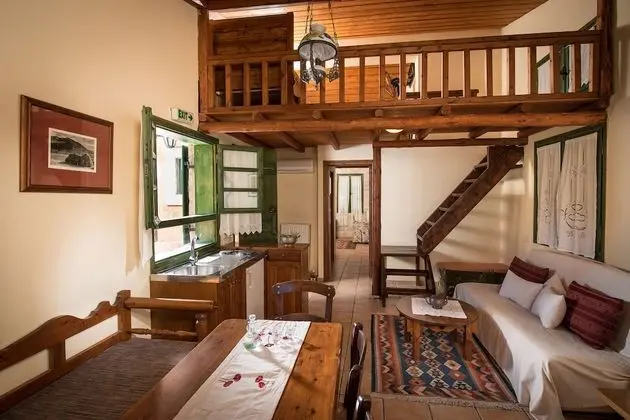 Apart Daire, 2 Yatak Odası (Attic)