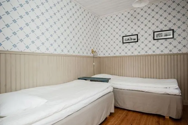 Tek Büyük Yataklı Oda, Ortak Banyo