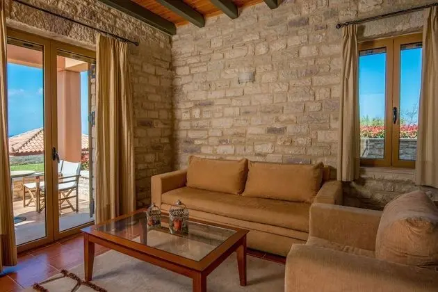 Villa, 2 Yatak Odası, Deniz Manzaralı, Havuz Kenarı