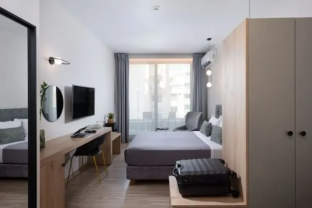Superior Triple Room Acropolis View