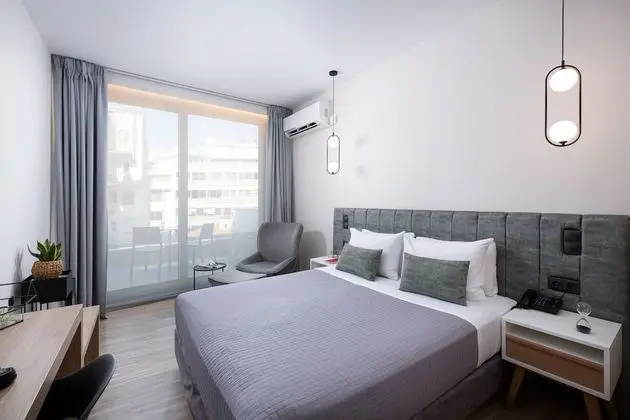 Superior Triple Room Acropolis View