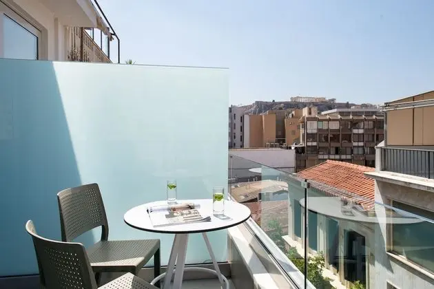 Superior Triple Room Acropolis View