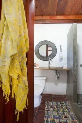 Kır Evi, Bahçe Manzaralı, Bahçeli
