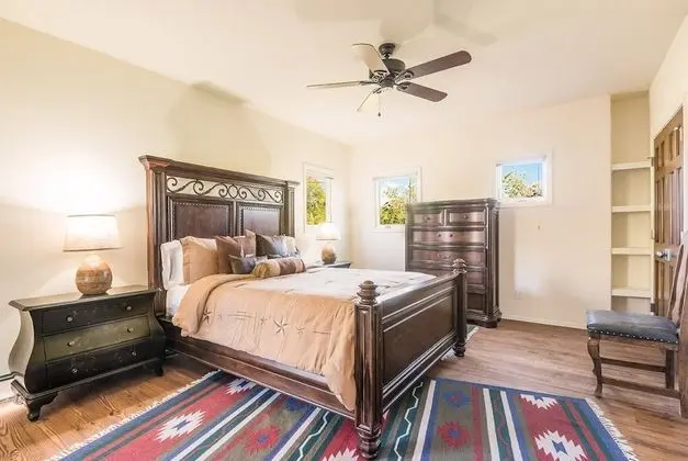 Ev (Encantada - Spacious and Luxurious Ho)