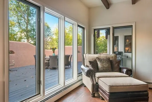 Ev (Encantada - Spacious and Luxurious Ho)
