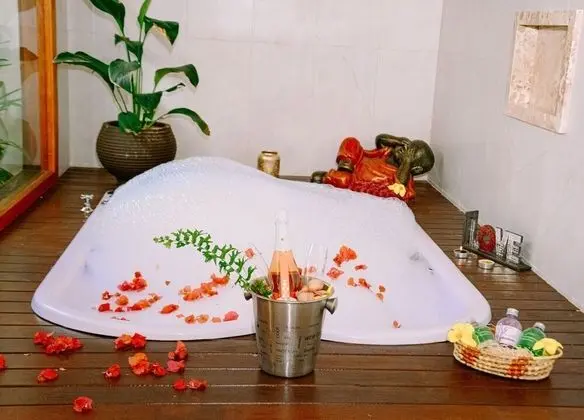 Deluxe İki Ayrı Yataklı Oda