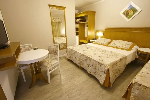 Deluxe Üç Kişilik Oda