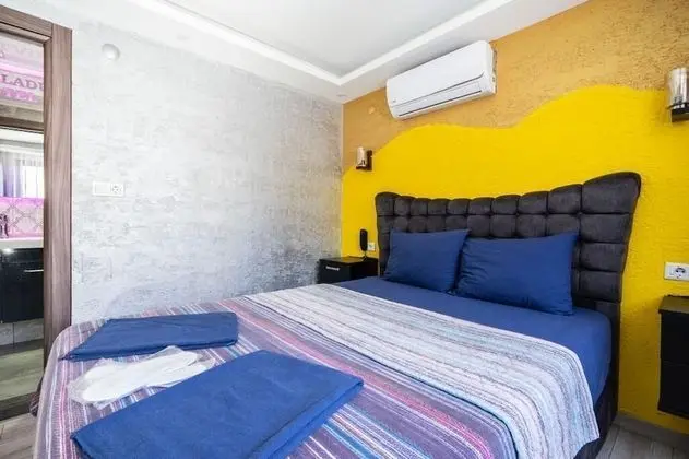 Comfort Room