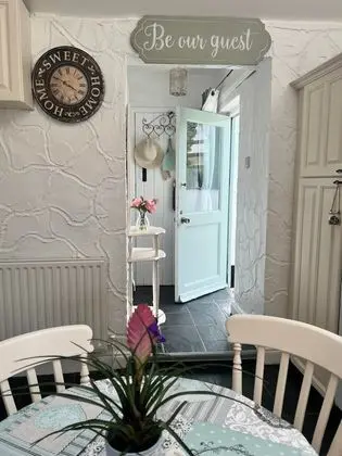 Kır Evi, Özel Banyo (Scenic cottage)