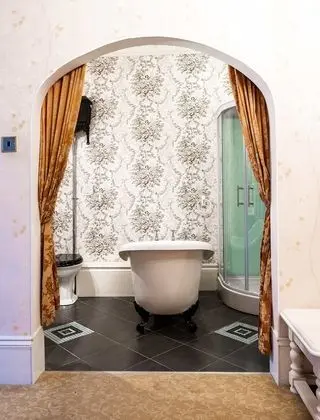 Deluxe Süit, Banyolu/Duşlu