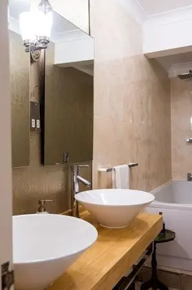 Deluxe Süit, Banyolu/Duşlu