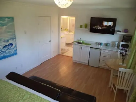 Oda (King Room Ensuite Bath)