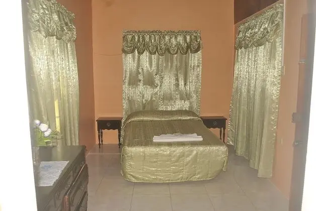 Deluxe Tek Büyük Yataklı Oda, 1 Yatak Odası, Bahçe Manzaralı