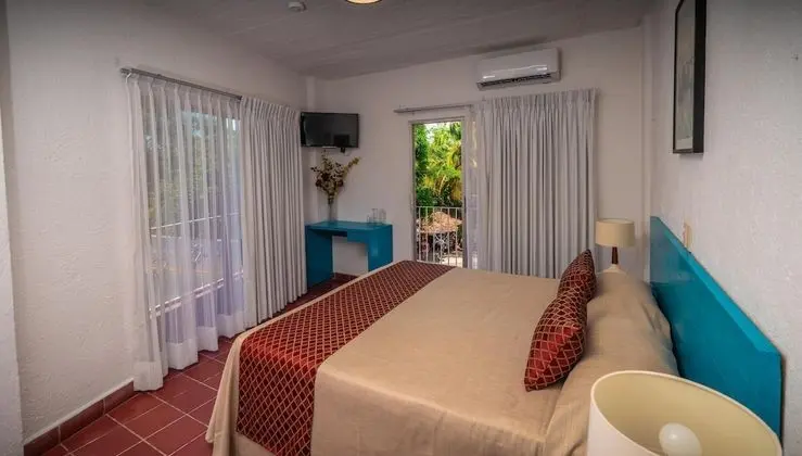 Superior Tek Büyük Yataklı Oda, Balkon, Şehir Manzaralı