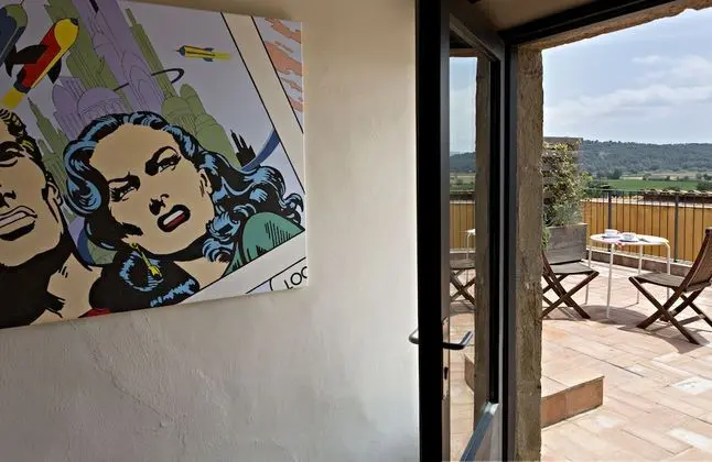 Romantic Süit, Teras