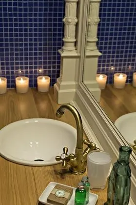 Standard Süit, Şömine