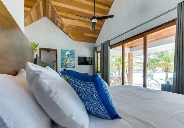 Luxury Suite, Private Pool (Private Island 26 people, 7 bedrooms-7 private bathrooms-1 public bath)