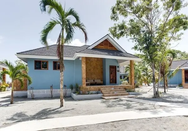 Luxury Suite, Private Pool (Private Island 26 people, 7 bedrooms-7 private bathrooms-1 public bath)