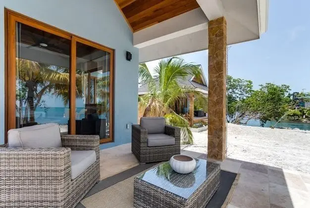 Luxury Suite, Private Pool (Private Island 26 people, 7 bedrooms-7 private bathrooms-1 public bath)