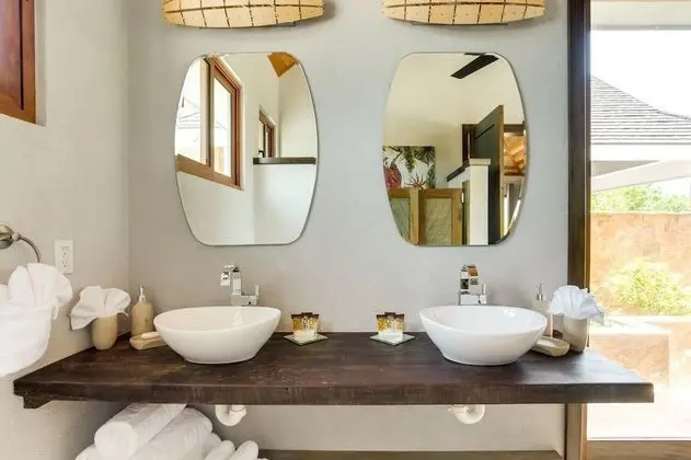 Luxury Suite, Private Pool (Private Island 26 people, 7 bedrooms-7 private bathrooms-1 public bath)