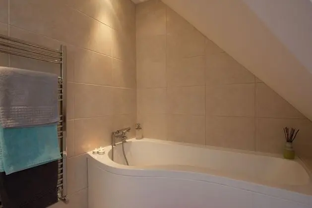 Tek Büyük Yataklı Oda, Özel Banyo