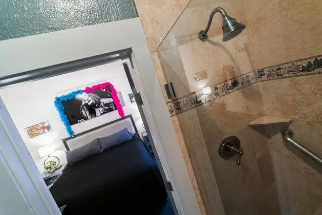 Deluxe Oda, 1 En Büyük (King) Boy Yatak, Özel Banyo