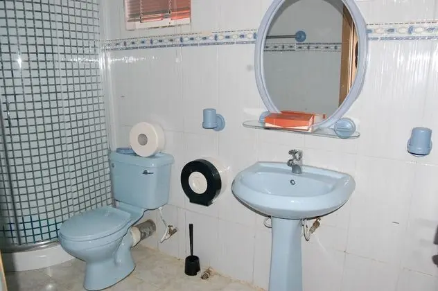 Economy Tek Büyük Yataklı Oda