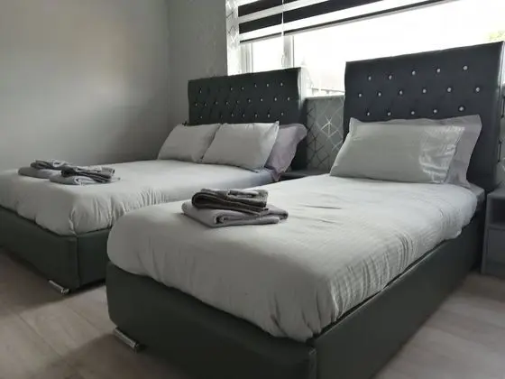 Basic İki Ayrı Yataklı Oda
