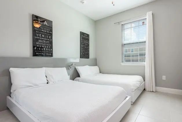 Ev Eight Bedrooms With Private Pool