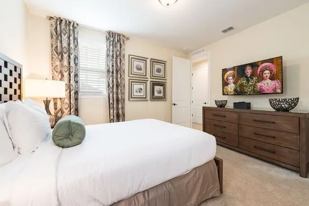 Ev Six Bedrooms With Private Pool