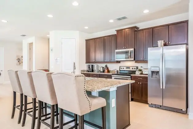 Ev Six Bedrooms With Private Pool